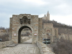alt1