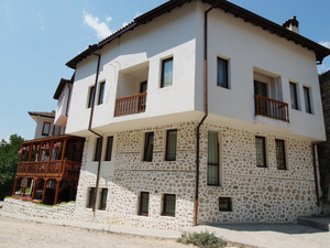 Hotel for sale in town of Melnik