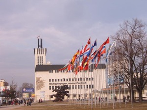 alt1