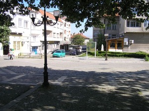 alt1