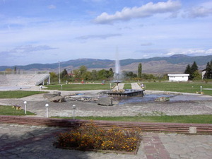 alt1