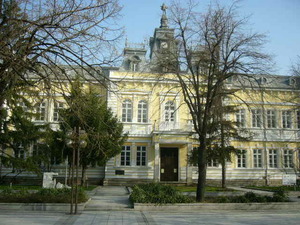 alt1