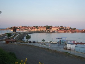 alt1