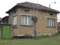 House for sale near Veliko Tarnovo. Brick one-storey house with two entrances