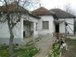 House for sale near Pleven. An appealing holiday house overlooking the Danube
